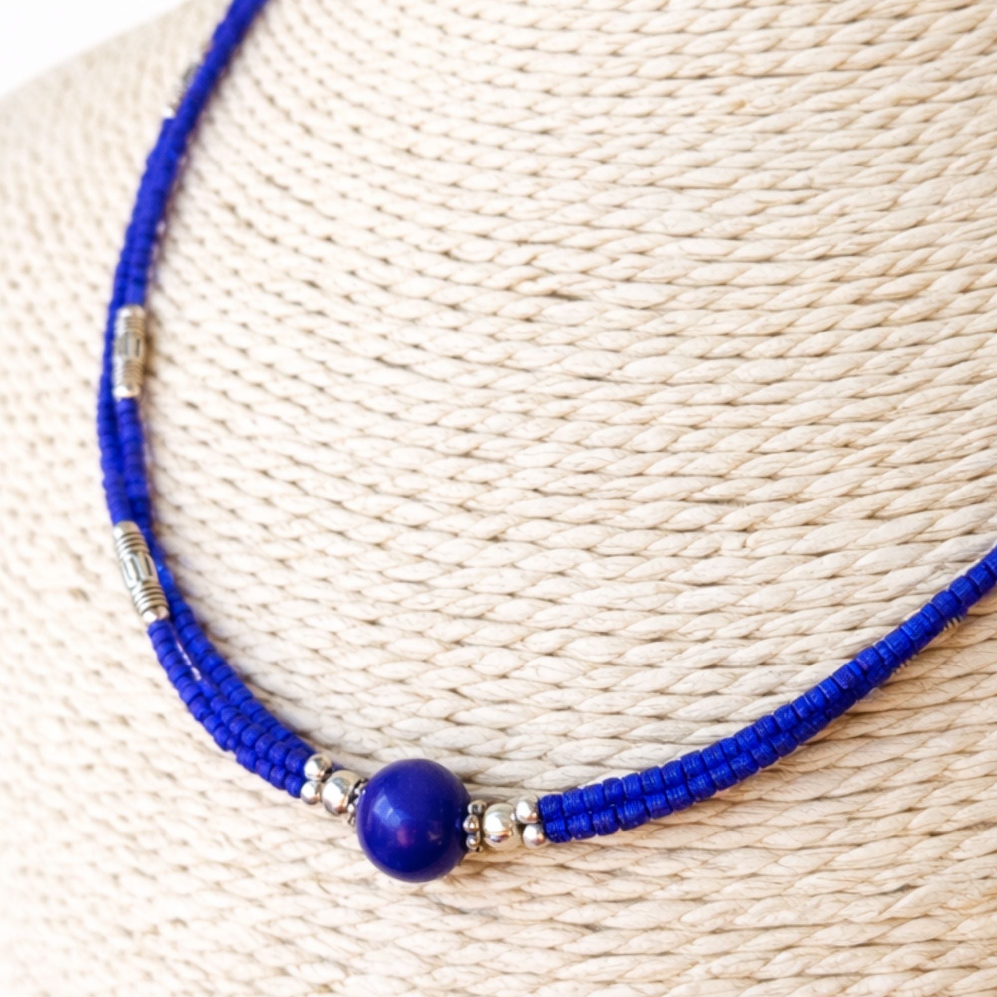 Collar nepalí extrafino de dos líneas - Colgante de ónix azul y lapislázuli