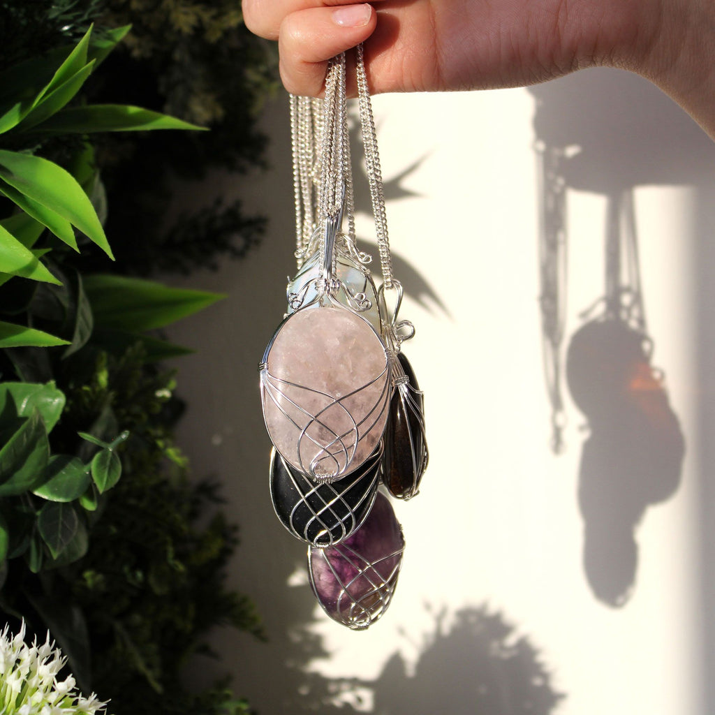 Collar de Piedras Preciosas Envueltas en Cascada - Ónix Negro en bruto